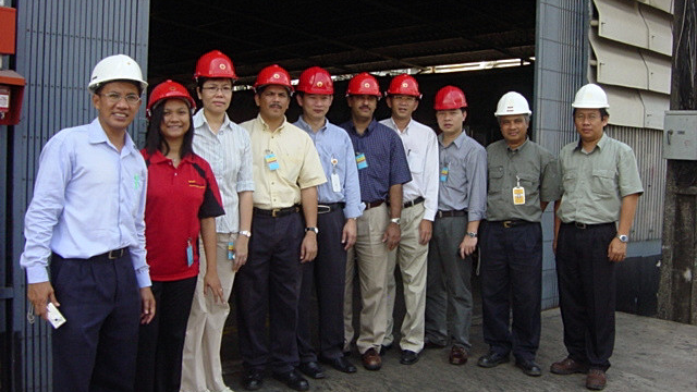 Đỗ Hòa tại Technical Center của Shell - France